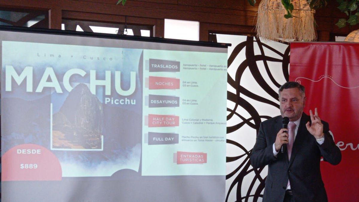 Fidel Murgueytio, gerente general de Maxitravel.