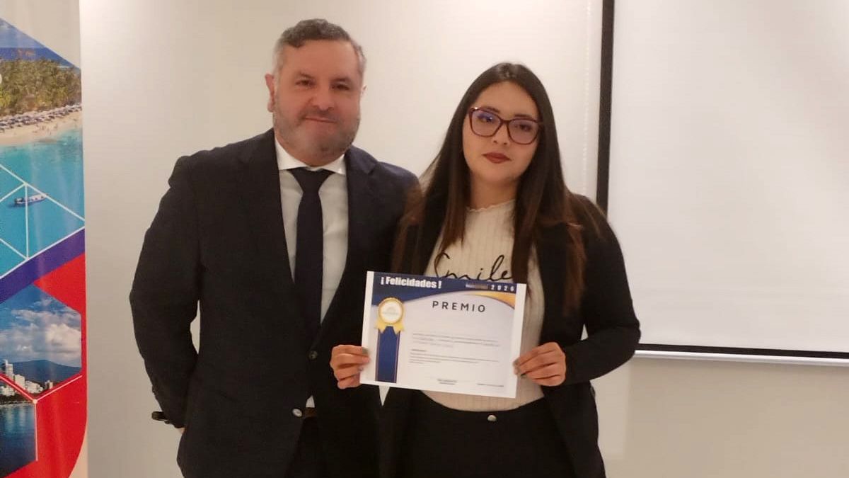 Maxitravel premió a agentes de viajes en Ambato, durante su mini caravana.