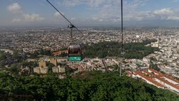 altText(Vacaciones de invierno 2024: cuánto cuesta pasar 5 días en Salta)}