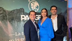 David Hernández, CEO de Pangea; Adriana Reyes, CEO de PEO; y Ángel Hernández, COO de PEO.