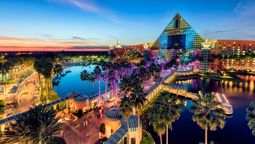 Walt Disney World Swan y Dolphin Resort: el evento incluye gastronomía de los 23 restaurantes y salones del hotel, a la vez de numerosas áreas temáticas como Chinatown, Carnival Corner y For the Love of Florida, entre otras.