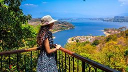 El Salvador sorprende con experiencias culturales, históricas y paisajes que enriquecen cualquier viaje por Centroamérica.