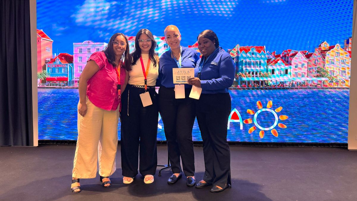 Entrega de premios en el marco del Latin American Trade Symposium 2025 en Curazao. 