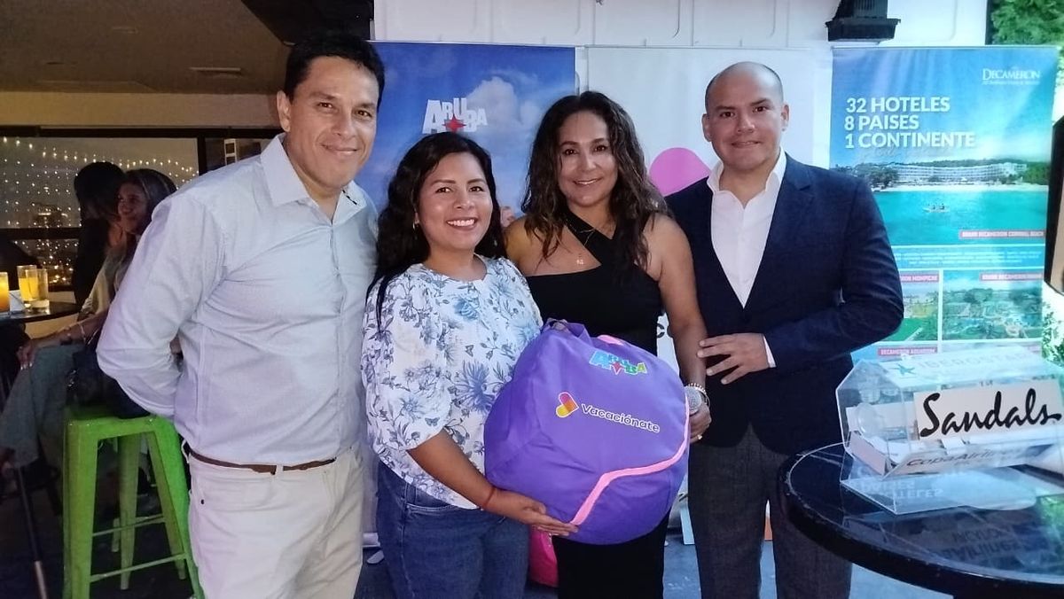 Agentes de viajes ganaron fabulosos premios en la celebraci&oacute;n de fin de a&ntilde;o de Vacacionate.