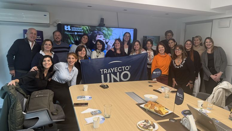 La capacitación de Trayecto Uno sobre Los Cabos tuvo lugar en las oficinas de Unviersal Assistance.
