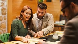 Estos platos exóticos reflejan la diversidad gastronómica de Colombia y la riqueza cultural que se sirve en cada mesa.