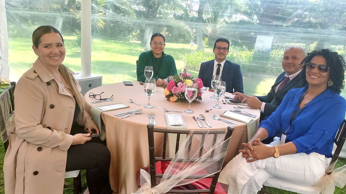 12 empresarios colombianos participaron en evento de ProColombia. 12 empresarios colombianos participaron en evento de ProColombia.