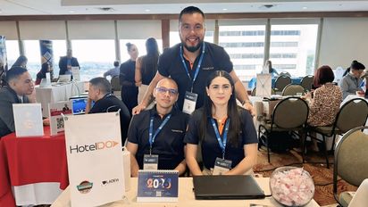 Equipo HotelDO en el marco del Ladevi Workshop Cali.