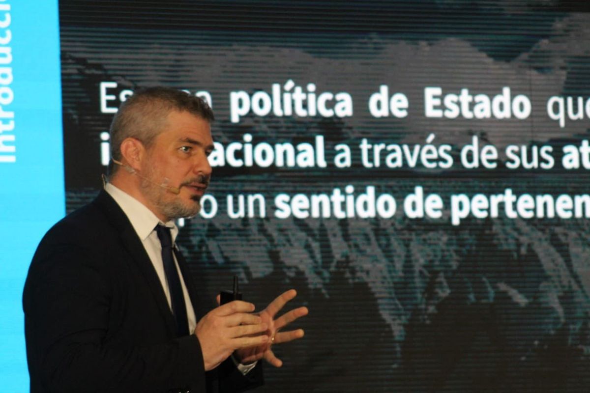 Martín Giralda es el encargado de Marca País dentro del Gobierno nacional. Martín Giralda es el encargado de Marca País dentro del Gobierno nacional.