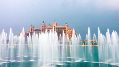 La fuente más grande del mundo está en Dubái.