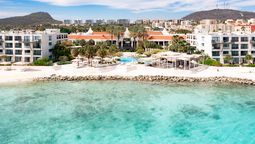 El Curacao Marriott Beach Resort combina lujo y hospitalidad en un entorno paradisíaco, siendo un referente de excelencia en el Caribe.