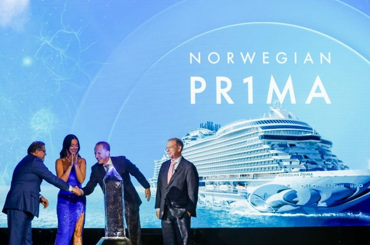 Norwegian Prima fue inaugurado ante 2.500 personas