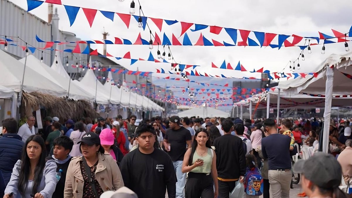 Las Fiestas de Quito convocaron a cerca de 184 mil viajeros a la capital, del 30 de noviembre al 6 de diciembre. - Ladevi Medios y Soluciones Las Fiestas de Quito convocaron a cerca de 184 mil viajeros a la capital, del 30 de noviembre al 6 de diciembre.