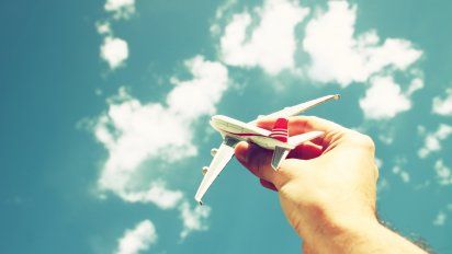 Cada día se empieza a reforzar la posibilidad de que los viajeros internacionales tengan un pasaporte de vacunación digital para afrontar al Covid-19.