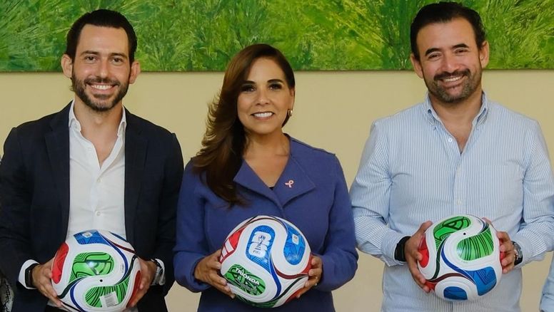 Quintana Roo: Mara Lezama, gobernadora; Bernardo Cueto, secretario de Turismo; y Andrés Martínez, director del Consejo de Promoción Turística.&nbsp;