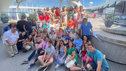 Celebrity Cruises brindó una de sus capacitaciones a bordo de sus cruceros, Seminar at Sea, para agentes de viajes de distintas regiones de México.&nbsp;