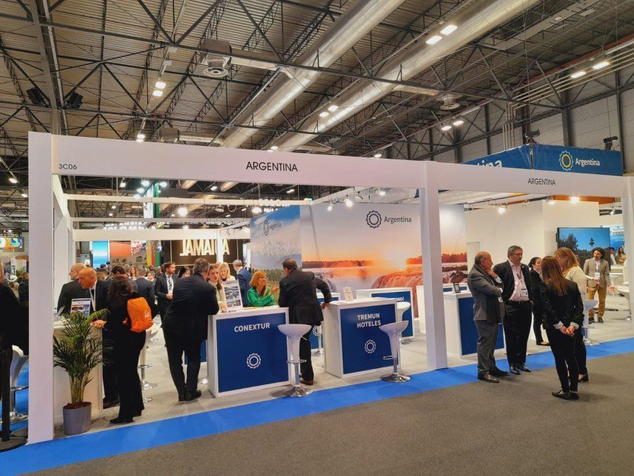 En Fitur, las agencias de viajes de turismo receptivo tienen el desafío de seducir al turista extranjero para reanimar el turismo internacional de Argentina.