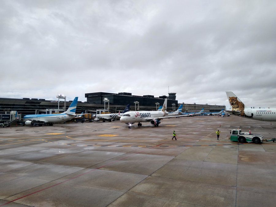 La plataforma de Aeroparque parece hoy una limitante para que haya más vuelos.