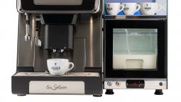 La máquina de café La Solare es un equipamiento de hoteles versátil, una solución para el desayuno o eventos empresariales. 