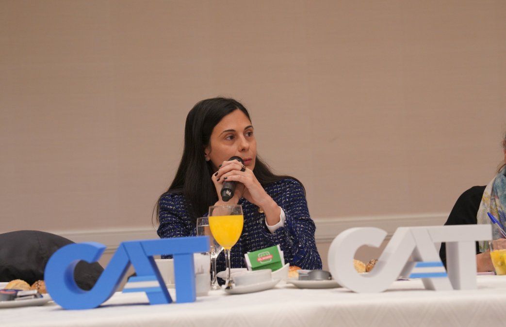 Laura Teruel, flamante presidenta de la Cámara Argentina de Turismo, delineó los ejes de su gestión: fortalecer el turismo receptivo, recuperar el mercado interno, promover la articulación público-privada y consolidar a la CAT como una entidad plural, representativa y con liderazgo femenino.