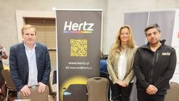 Representantes de Hertz en el Workshop Ladevi Chile.