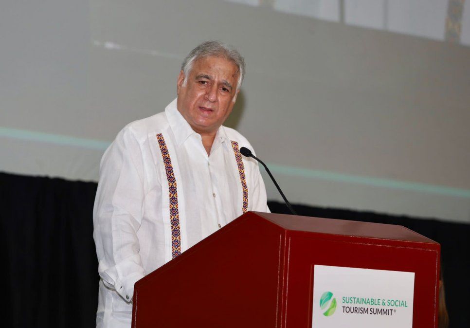 Miguel Torruco Marqués, secretario de Turismo Federal.