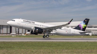 Volaris suspenderá 88 rutas en abril