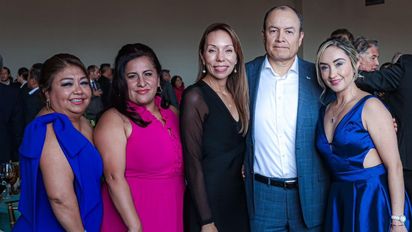 El equipo de Terrawind fungieron como patrocinadores en el evento del Salón de la Fama del Futbol Internacional.