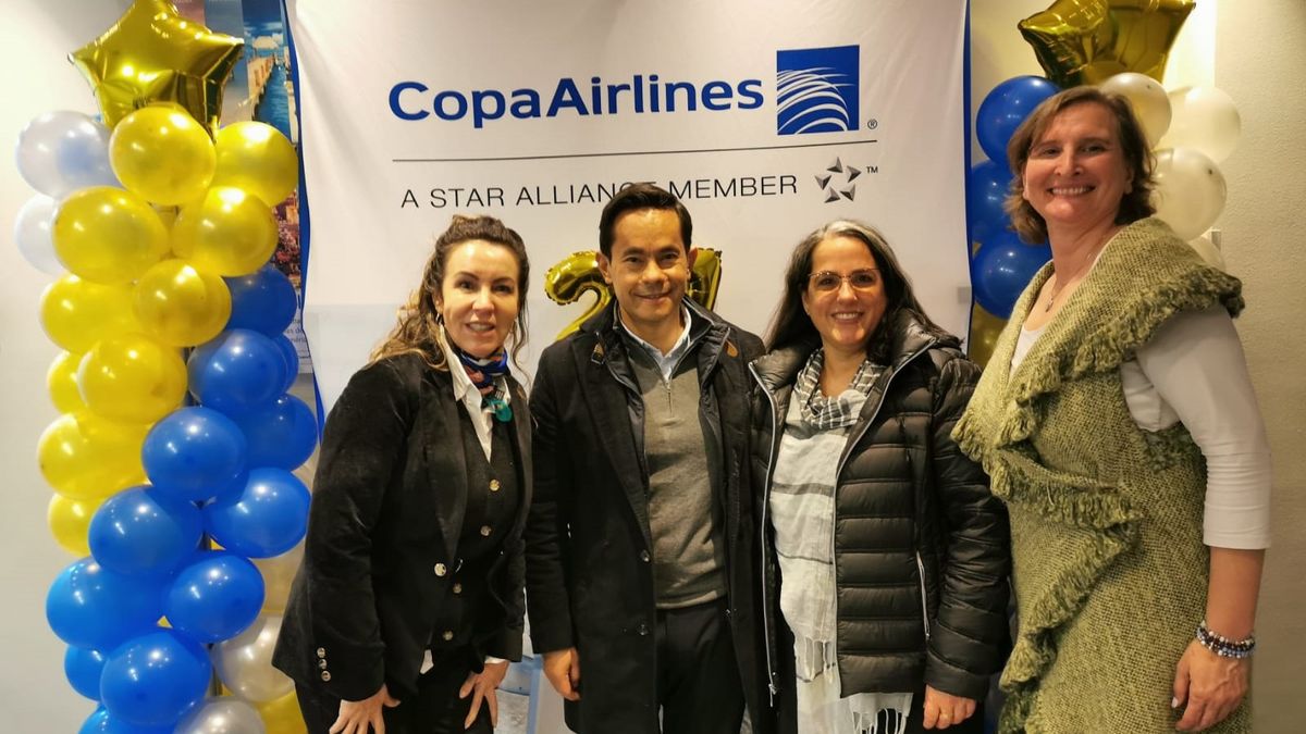 Katherine Lira, Diego Bermúdez, Aray Quintanilla (Caribbean Chile) y Jimena Valdés (Copa).