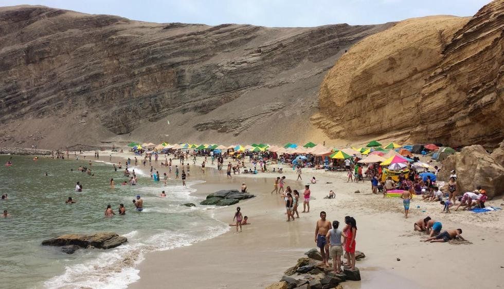El líder de Capatur informó que, al finalizar 2021, Paracas habrá 500 mil visitantes. - Ladevi Medios y Soluciones El líder de Capatur informó que, al finalizar 2021, Paracas habrá 500 mil visitantes.