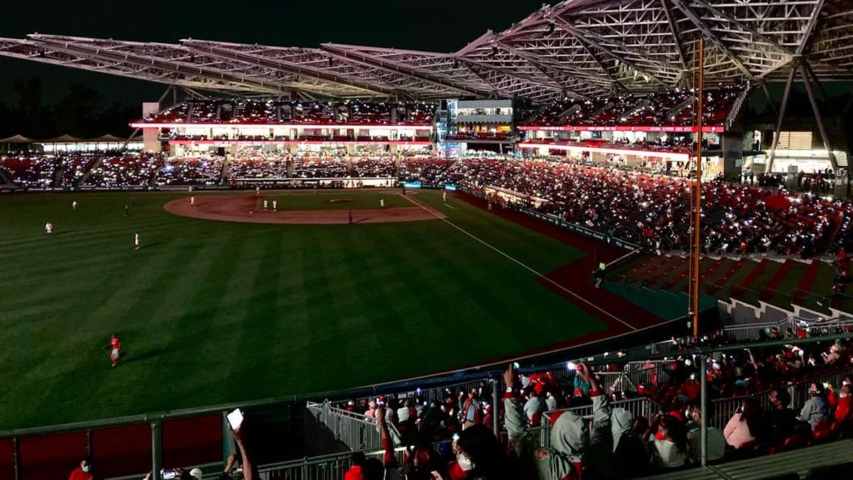 Ciudad de México un día en el estadio de Béisbol Alfredo Harp Helú