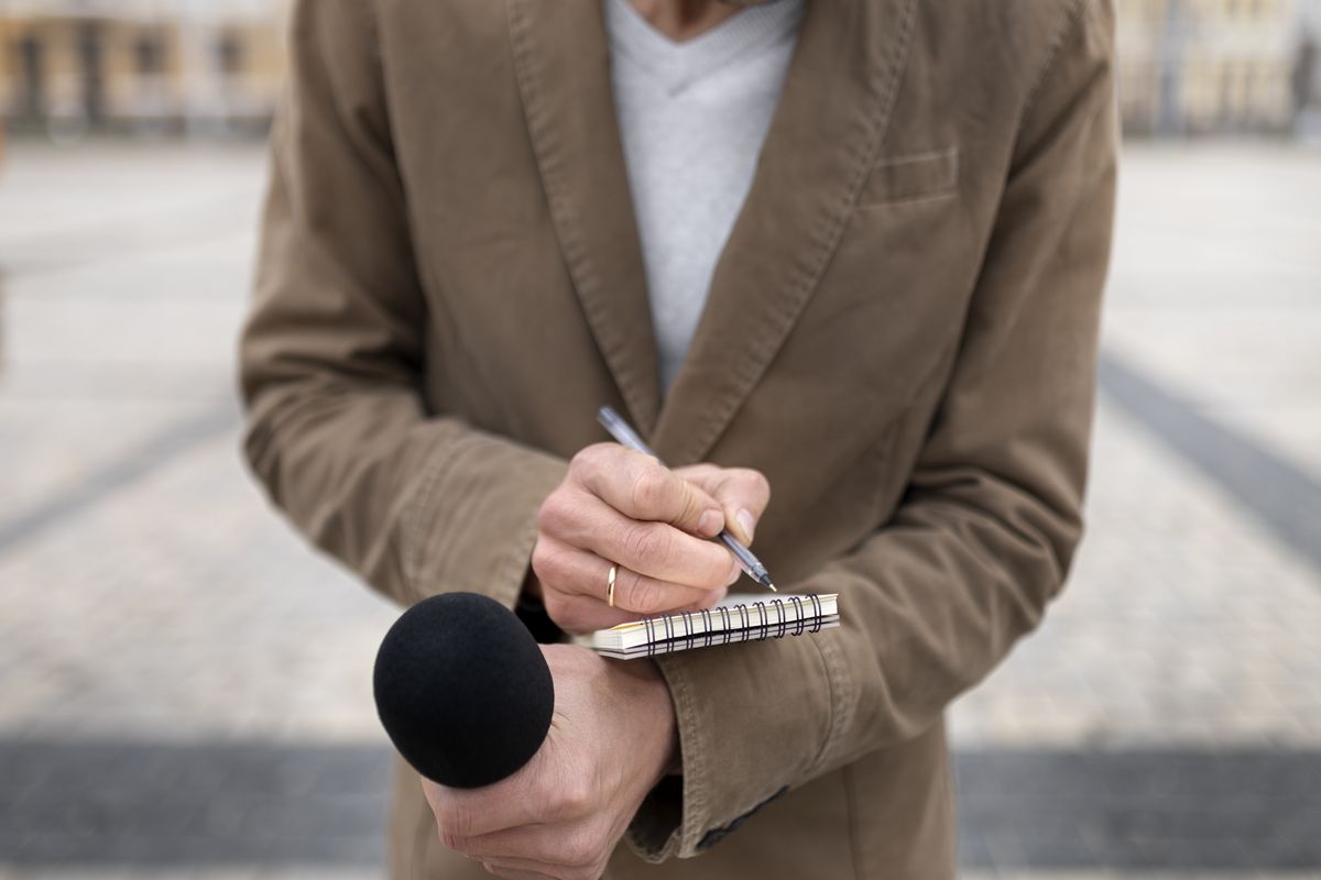 Es relevante hacer un llamado a los colombianos a exigir y defender sus derechos a la libertad de expresión, el derecho a la información y la libertad de prensa.&nbsp;