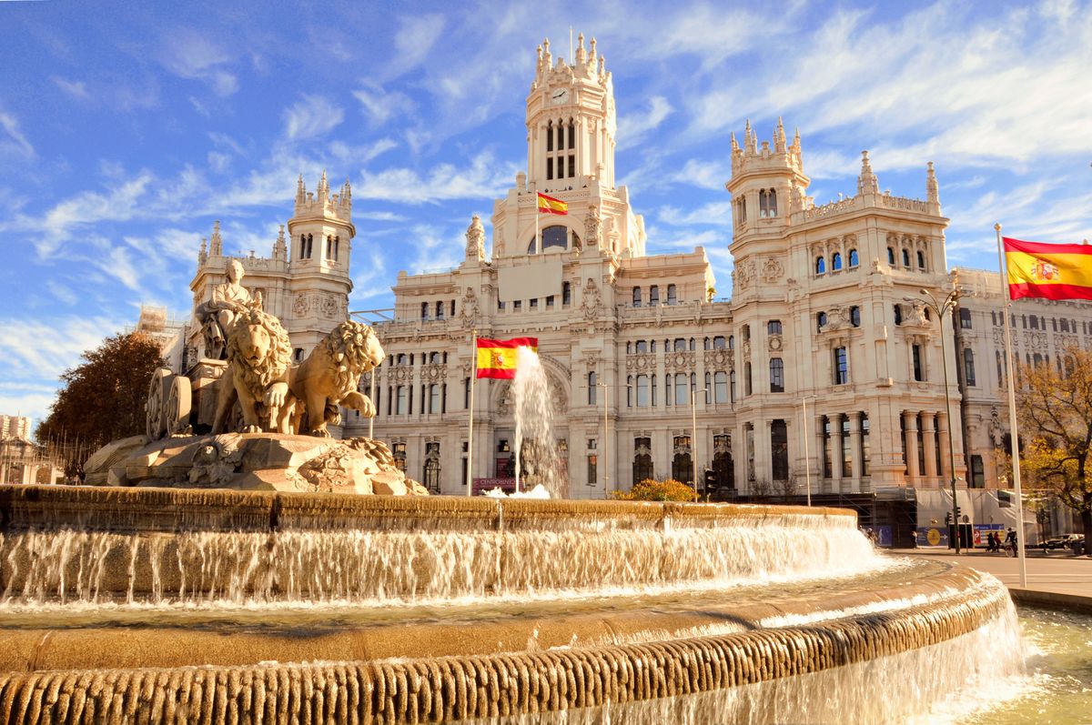 España exige a los argentinos contar con pasaporte vigente además de otros requisitos de ingreso.