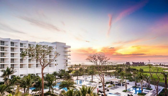 El primer resort de AMR Collection en Sudamérica, Dreams® Karibana Cartagena Beach & Golf Resort, y el nuevo destino de Cartagena de Indias, en Colombia, comenzó a recibir huéspedes el 15 de mayo de 2022.