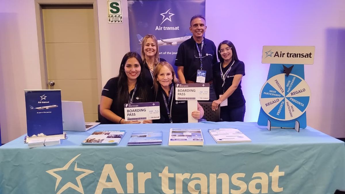 En Aviareps Around The World Perú 2026, Air Transat promovió sus rutas y beneficios, fortaleciendo su posicionamiento en el mercado peruano.