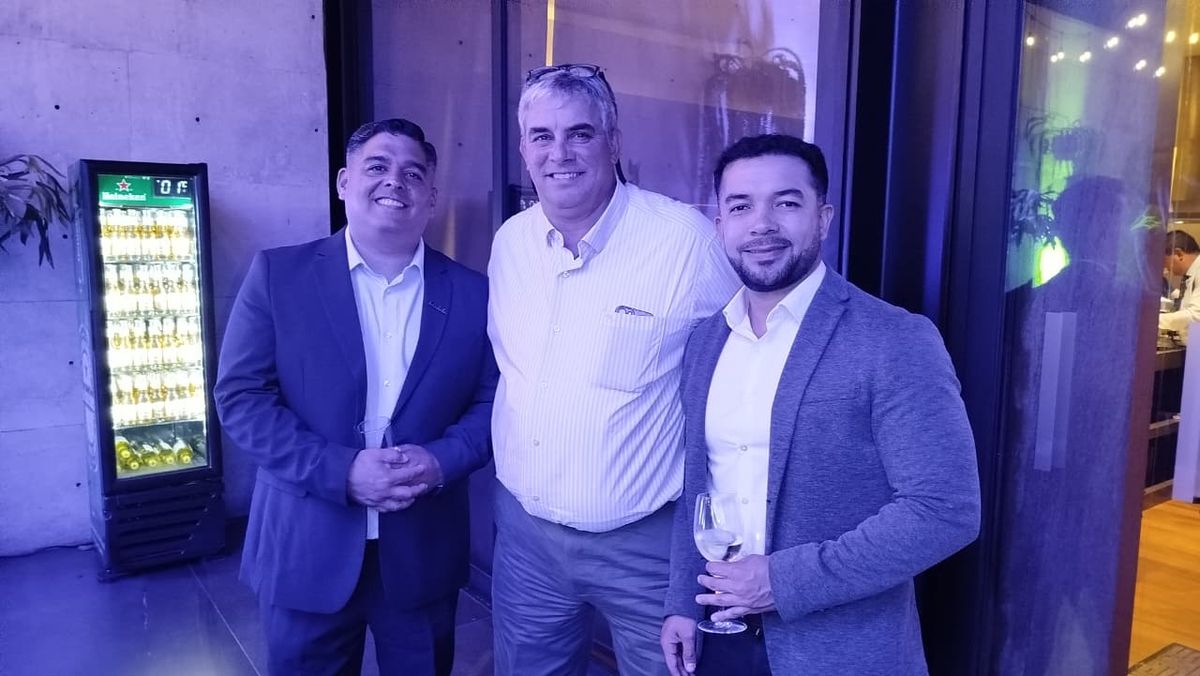 Profesionales del turismo estuvieron presentes en el c&oacute;ctel de presentaci&oacute;n de la nueva ruta de Latam Airlines hacia Curazao.