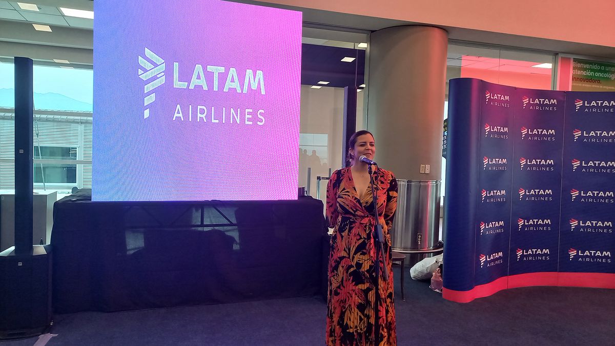 Emilia Rivadeneira, subgerente de Asuntos Corporativos de Latam Airlines.