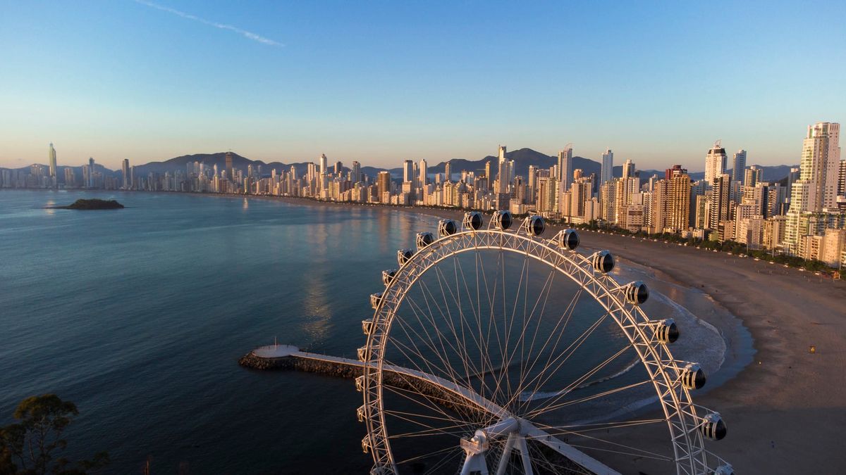 Balneario Camboriú y sus novedosas propuestas lo posicionan como uno de los destinos favoritos para las vacaciones en Brasil.&nbsp;