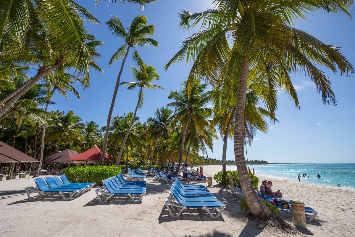 República Dominicana es el segundo país más grande y diverso del Caribe con más de 1,600 kilómetros de costa y 400 kilómetros de playas.