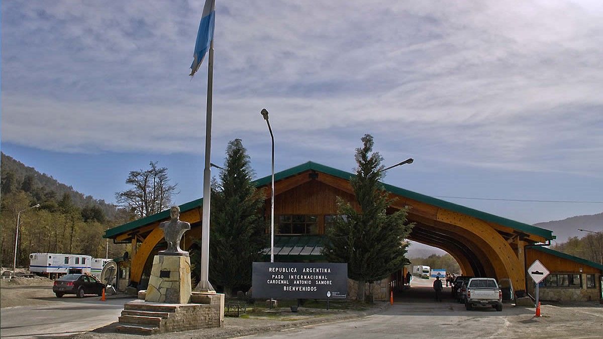 Bariloche reclamó por el Paso Cardenal Samoré y Scioli inició gestiones para licitar las obras de mejoras.&nbsp;