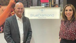 Estuvieron presentes en Fitur: Jurgen Stutz, vicepresidente senior de Ventas, Marketing y Distribución de Blue Diamond Resorts; y Delia Oseguedo, directora de Desarrollo de Cuentas y Contrataciones de Blue Diamond Resorts.