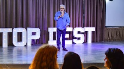 Pepe Calogero en el inicio de la fiesta de Top Dest.
