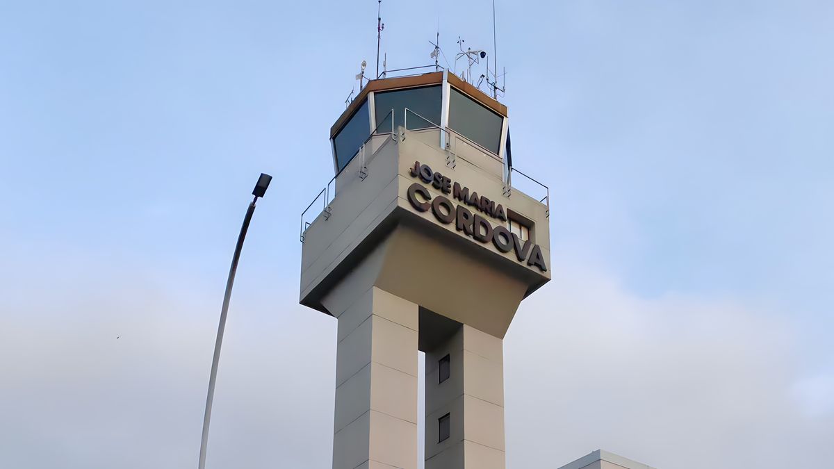 Usuarios deben verificar sus vuelos ante cierres temporales en el aeropuerto José María Córdova. &nbsp;
