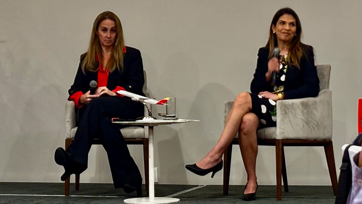 Marina Colunga y Neiyarit López destacaron la importancia que tiene el mercado mexicano para Iberia.