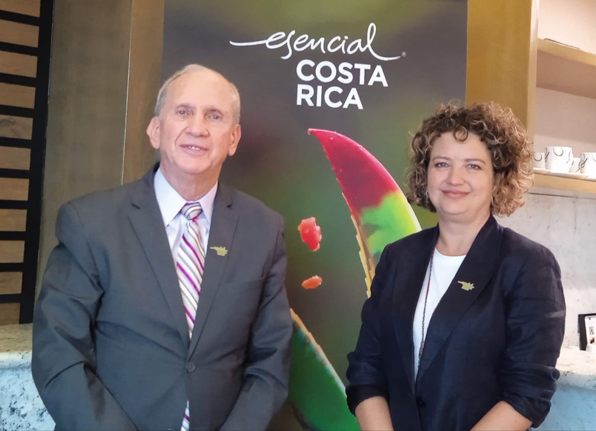 William Rodríguez y Carolina Trejos del Instituto Costarricense de Tursimo comentaron acerca sus planes turísticos, conectividad y experiencias.