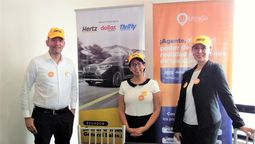 Parte del equipo comercial del GSA de Hertz, Dollar y Thrifty en Ecuador, incuido Juan Diego Arango.