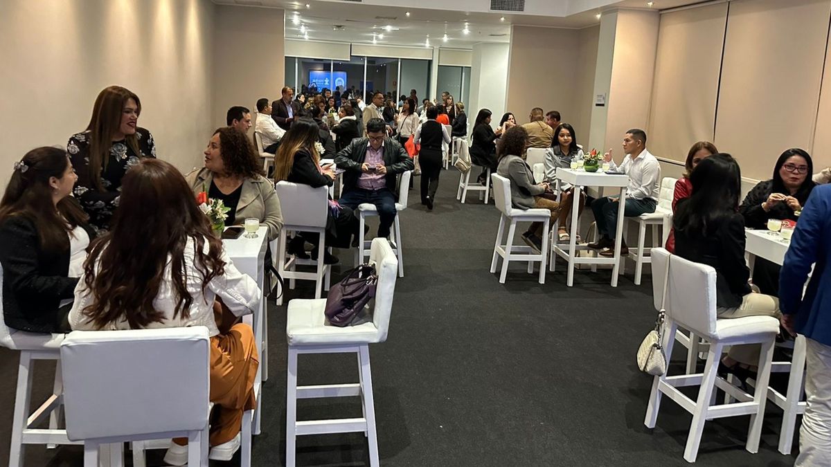 Decenas de agentes de viajes asistieron a los eventos de Intermac Assistance.