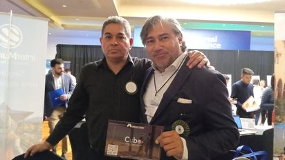 Representantes de Viñales Tours en EPTUR 2023.