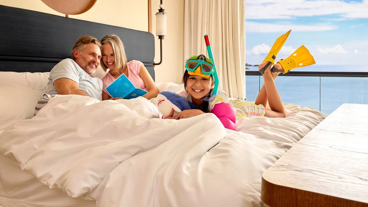 Con más de 1.600 habitaciones, AVA Resort Cancún de la cadena RCD Hotels, combina lujo y entretenimiento frente al mar.