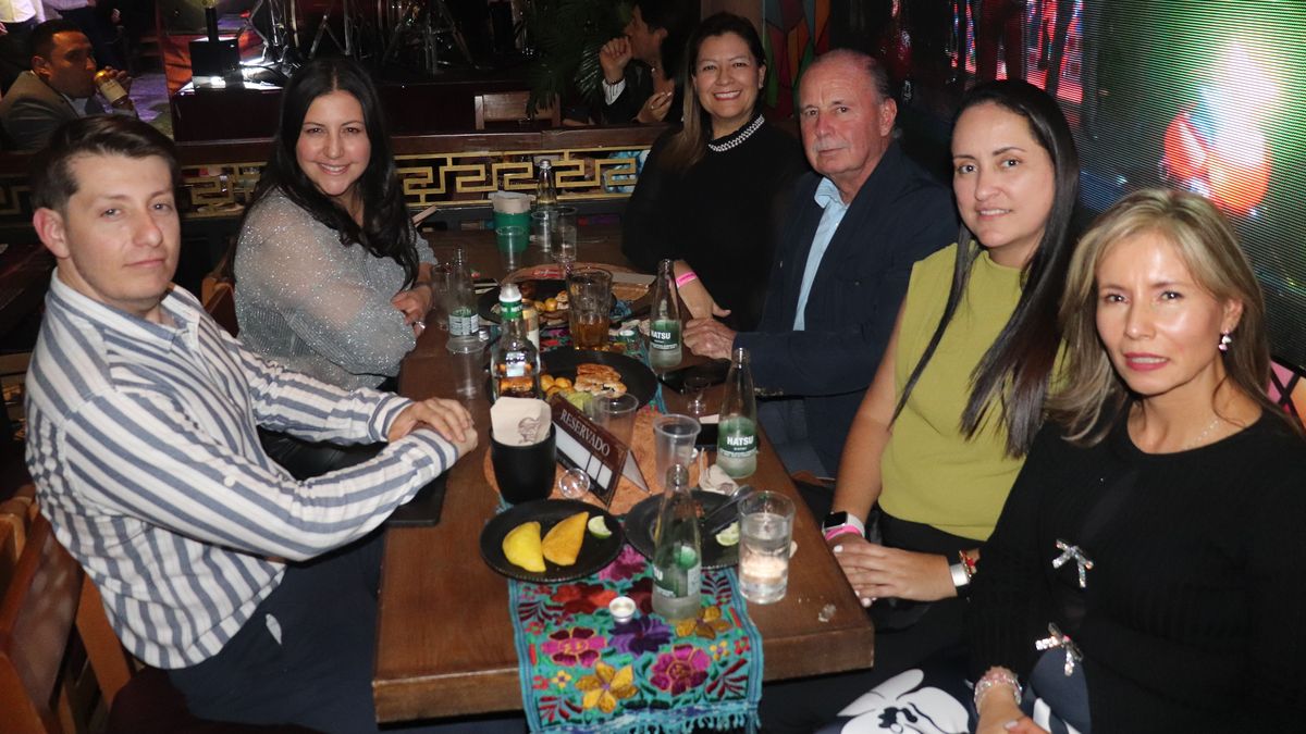 Jesús Almaguer Salazar, director general de Oasis Hotels & Resorts - Diego Fonseca, comercial Colombia y Daniela Palacio, representante para Colombia y Centroamérica de Oasis Hotels & Resorts en la celebración de los 30 años de CIC Travel.